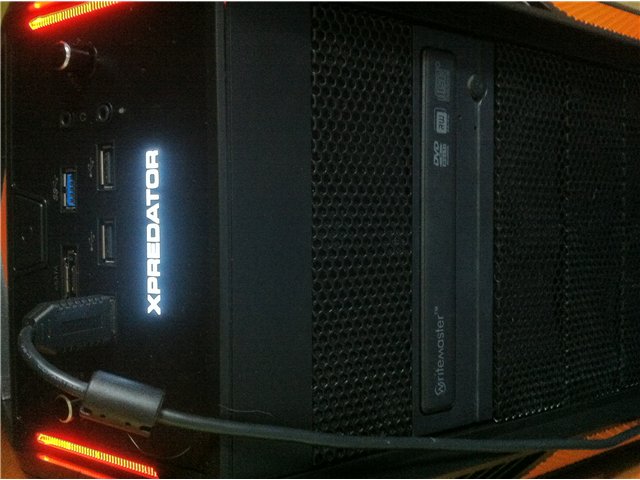 Das Frontpanel und Mein CD Laufwerk
