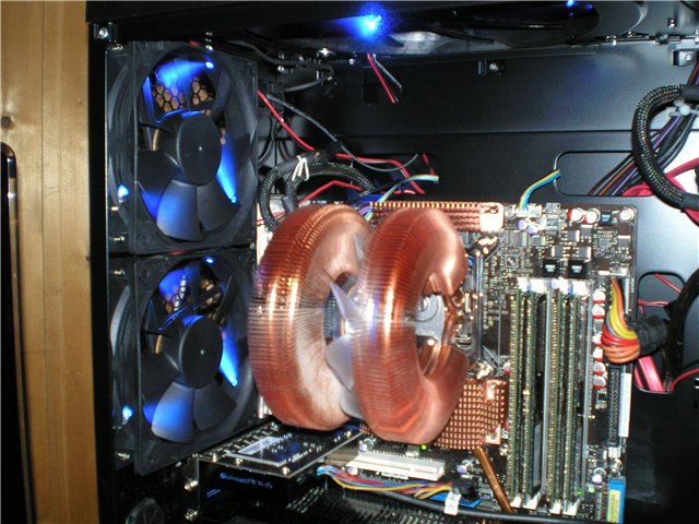 Zalman CNPS 9900 LED